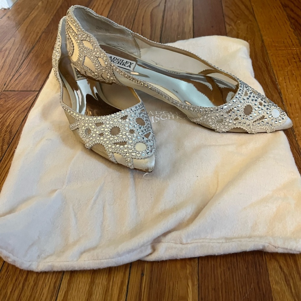 Badgley Mischka Ivory Crystal-Embellished Pointed Flats